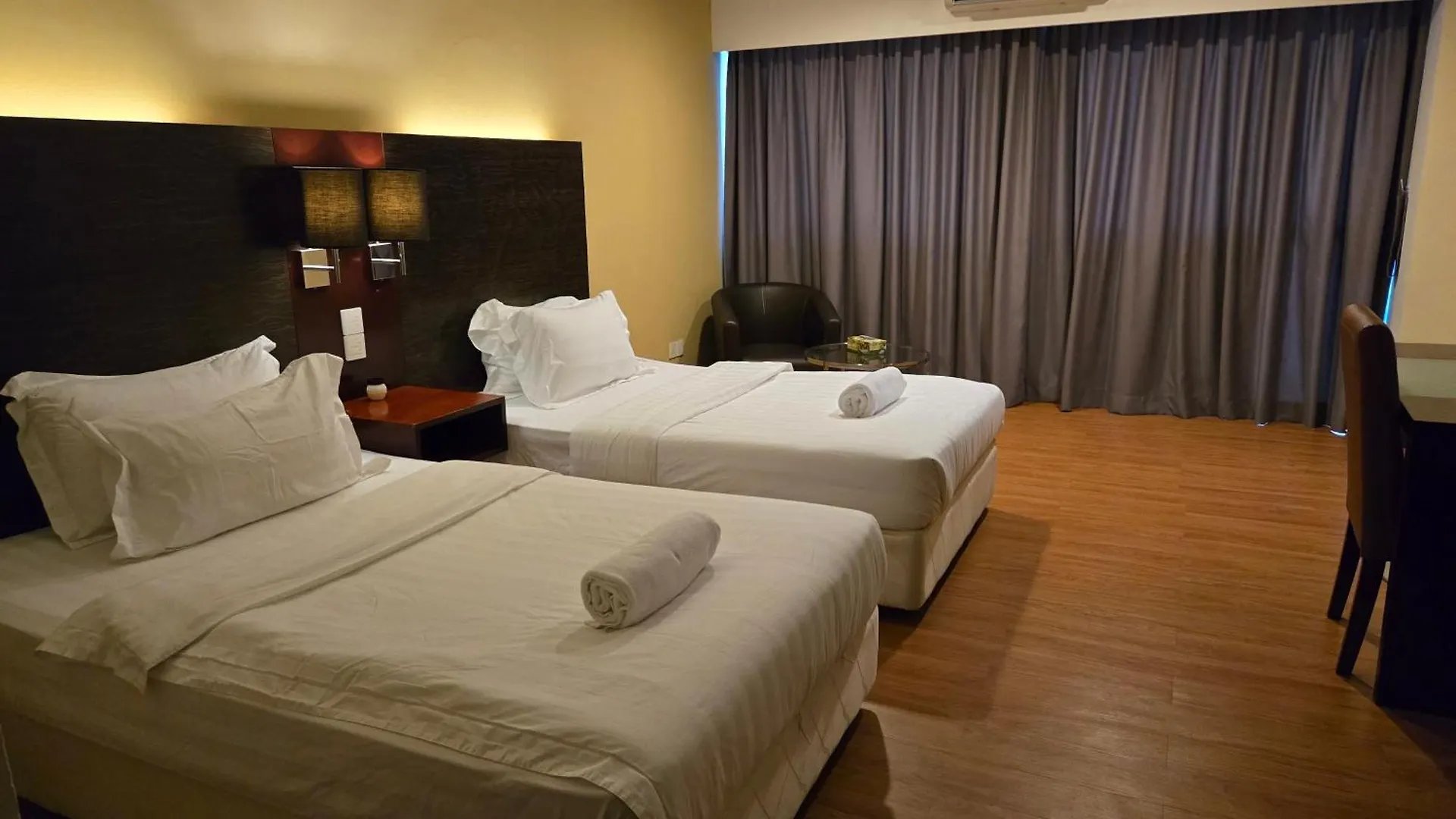 Hotel apartamentowy South China Sea Place Suites Kota Kinabalu